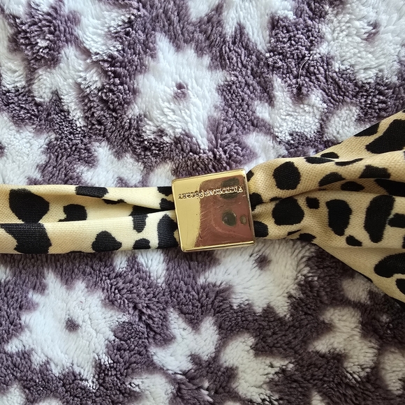 Victoria's Secret Tan and Black One Piece with Ruched Sides - Picture 6 of 6